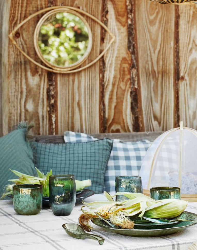 La Mer ceramic dessert plates