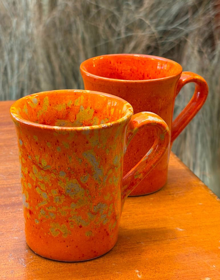 Algar yellow ceramic oil can from Almeria